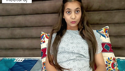 Amateur brunette sex video with handjob on the bed