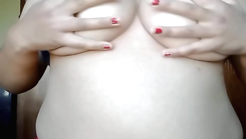 Indian naked girl masturbates in homemade solo video
