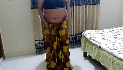 Indian amateur with big ass 18+ gets fucked in the ass
