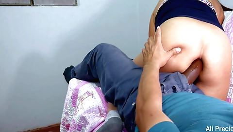 Indian girlfriend sucks her boyfriend's big cock in her anal