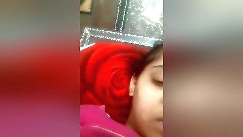Indian naked babe bathing in a bath by her husband