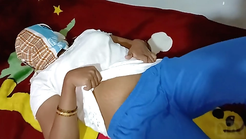 Indian chubby girl gets fucked hard and gets a creampie