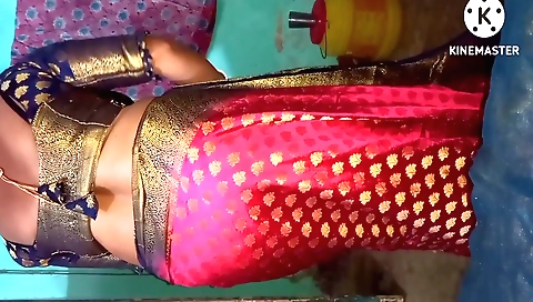 Hindu bhabhi show her body while sucking cock and riding dick