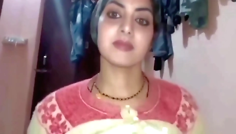 Sexy brunette goes out to the street and makes a homemade clip