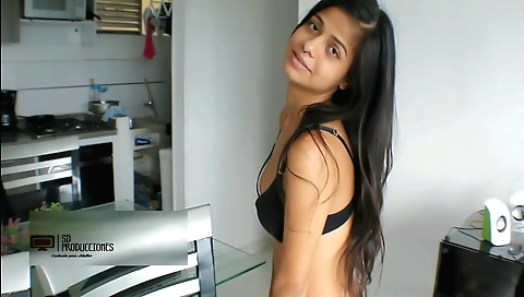 Indian slut with a juicy ass gets her pussy and ass fucked