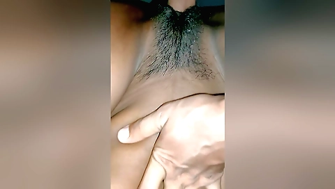 Indian bhabhi hanky hanky and fucked with lover in oyo hotel