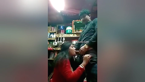 Brunette webcam sex scene of a nice blowjob and facial