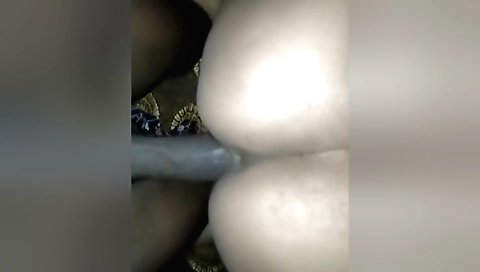 Amateur college girl with a great body is enjoying fucking