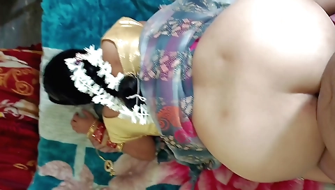 Indian beauty in lingerie gets creampied on her hairy pussy