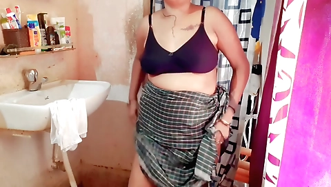 Indian housewife enjoys intimate sex and shows sexy body