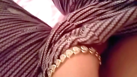 Indian babe with big tits and booty in a solo video