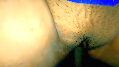 Pussy hanky-bakery and a hairy handjob in red sarre