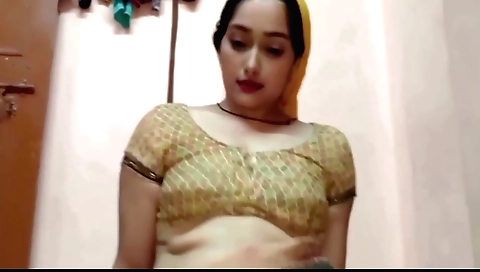 Indian hottie with a hot body got fucked by her stepfather