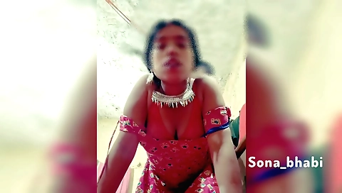 Indian amateur woman is getting fucked in a hot hd porn video