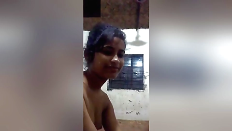 Amateur indian chick has a hot ass in front of webcam