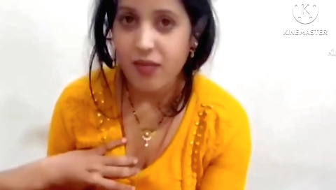 Indian babe shows off her ass and tits in this sex video
