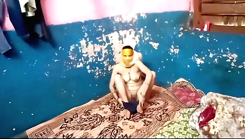 Indian hairy girl gets fucked hardcore in homemade vid