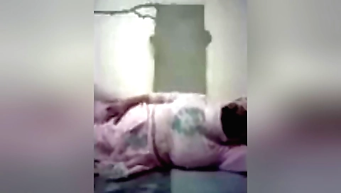 Solo amateur video with a nice looking blonde babe