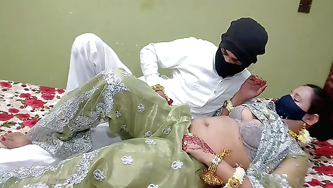 Indian girl with huge tits got fucked in the shower