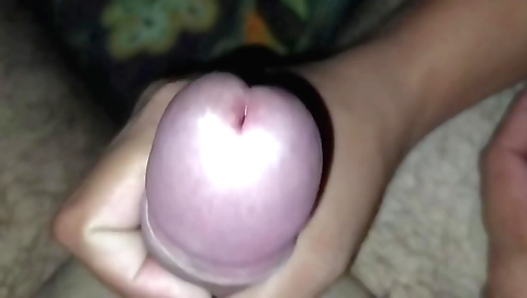 Indian aunt gets a rough handjob on her shaved pussy