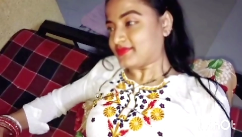 Indian slut with big tits and sexy pussy in outdoor video