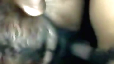 Indian babe gets her hairy pussy fucked on the cam