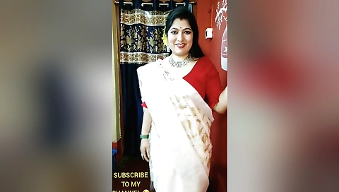 Indian solo girl fucks by her boyfriend in the house