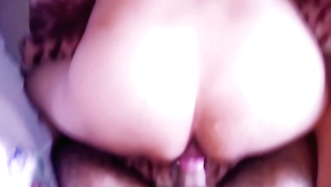 Indian girl gives a good blowjob and gets fucked hard