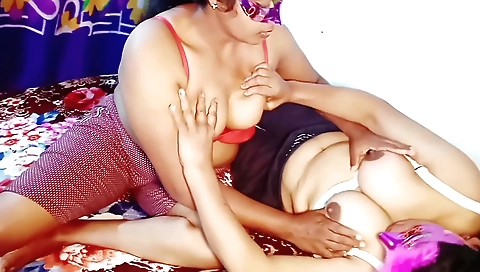 Amateur lesbian brunette teen with big breasts 18+ video