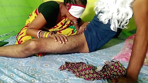 Indian stepfather and wife fucked in massage showing penis